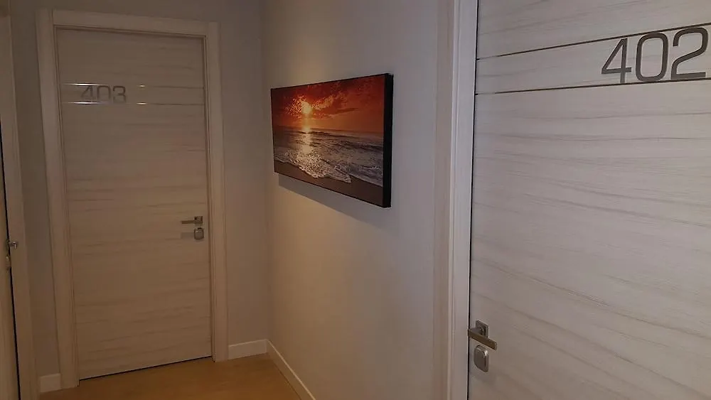 Hotel La Nuova Rotaia Gallarate 3*,  İtalya