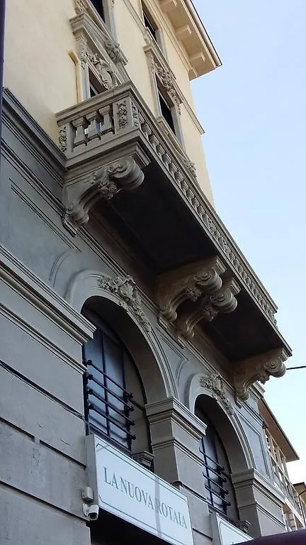 ***  Hotel La Nuova Rotaia Галларате Италия