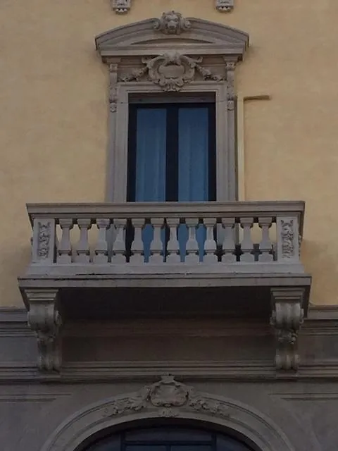 Hotel La Nuova Rotaia Галларате